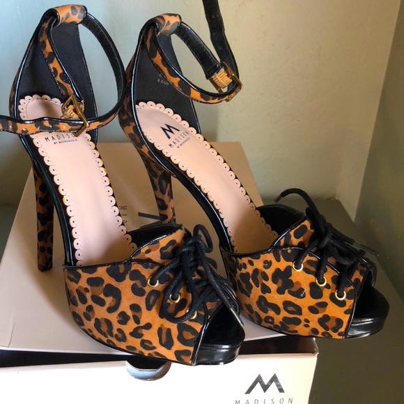 Leopard “Sable” Madison by Shoedazzle heels, size 6.5 - Picture 1 of 6